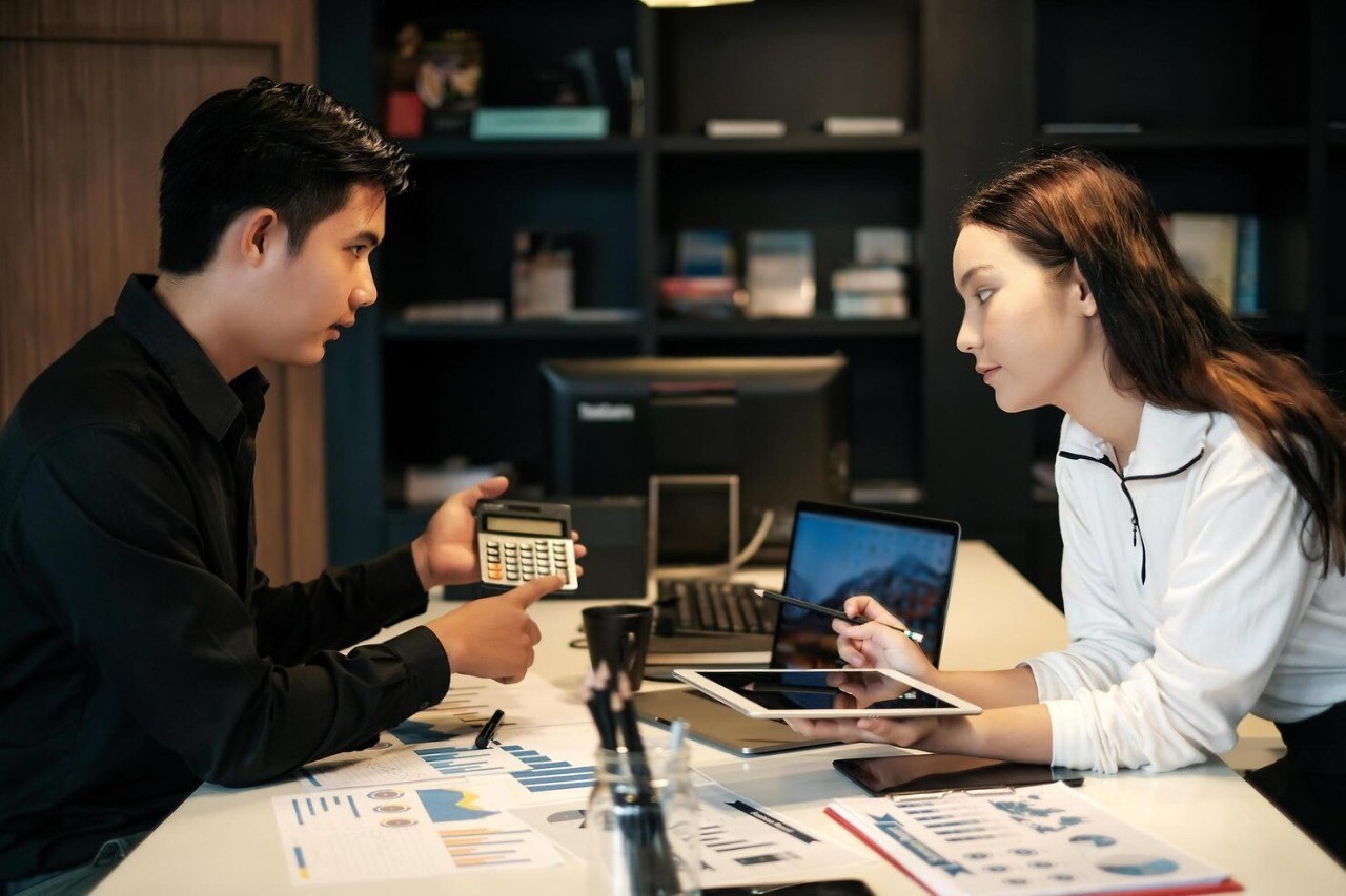 Small Business CashSmall Business Cash Flow Management: CFO Solutions CA